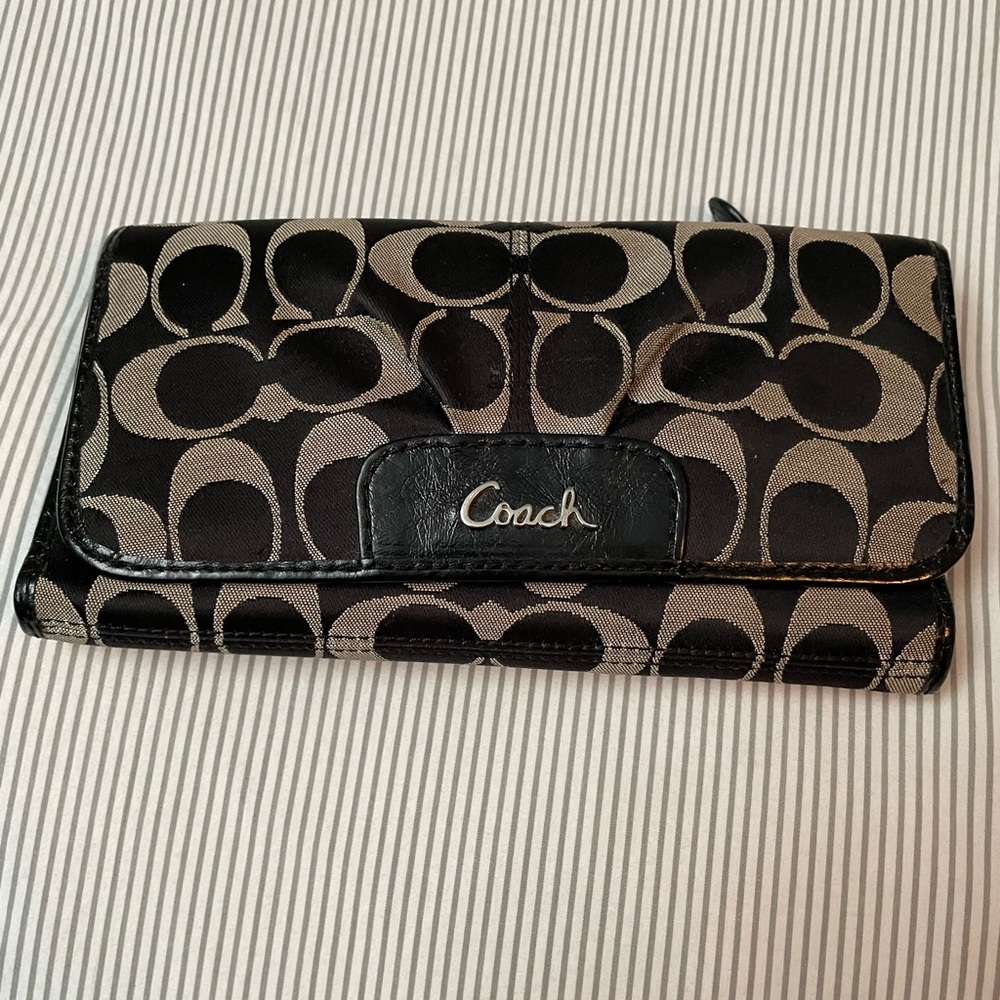 Coach wallet